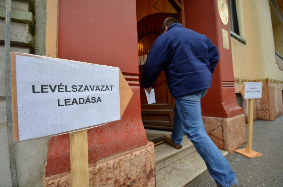 „A határon túli magyar pártoknak készülniük kell a Fidesz utáni korszakra”