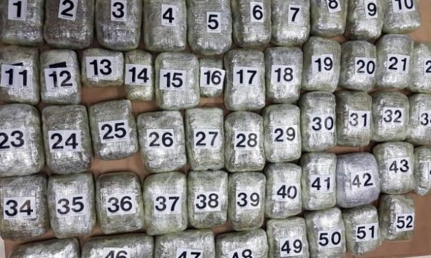 A lelkész és a hitoktató drogot csempészett