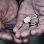 Minden ötödik polgárt fenyeget a szegénység