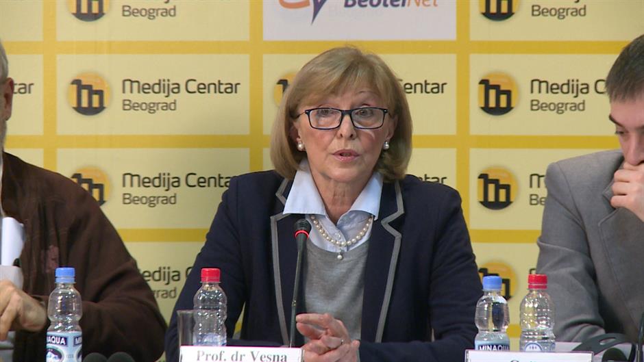 Szerbiában elfojtják a sajtót, nincs párbeszéd