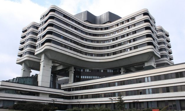 Korrupció gyanúja miatt tartóztatták le a radiológiai osztály vezetőjét