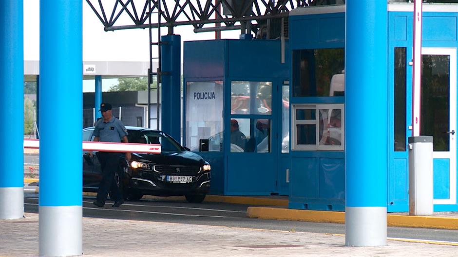 Hét euróba kerülő engedély kellhet az Európai Unióba utazáshoz