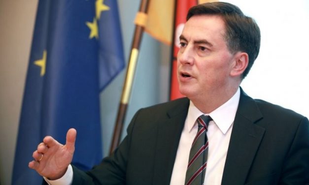 McAllister: Szerbián múlik, mikor csatlakozhat az EU-hoz