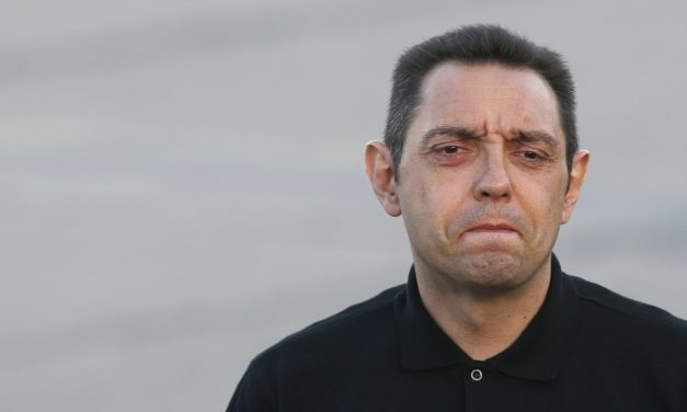 <span class="entry-title-primary">Tovább nő a feszültség Horvátország és Szerbia között</span> <span class="entry-subtitle">Aleksandar Vulint nemkívánatos személlyé nyilvánították</span>