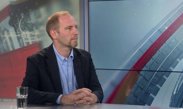 Bieber: Szerbia Vučićtyal az élen nehezen lesz az Európai Unió tagja