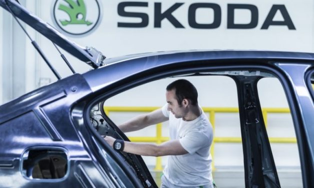 Tizenkét százalékos fizetésemelést sikerült kiharcolniuk a Škoda dolgozóinak