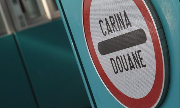 Határhelyzet: Csaknem egy óra a várakozás Röszkénél