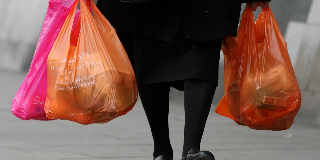 Betiltják a nejlonzacskó használatát