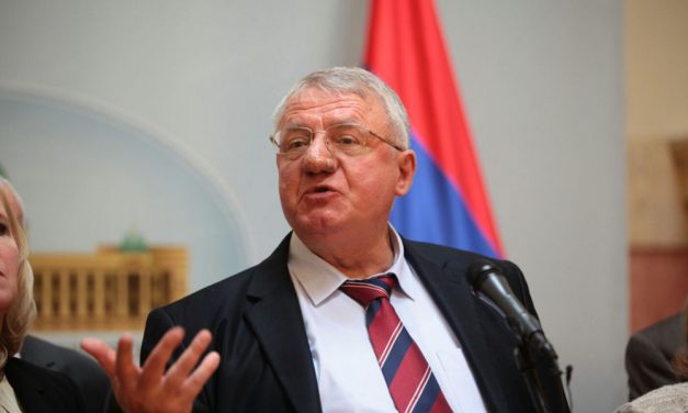 Újabb vádat emeltek Šešelj ellen Hágában