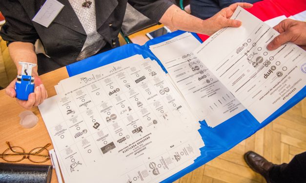 Több párt kéri a szavazatok újraszámolását