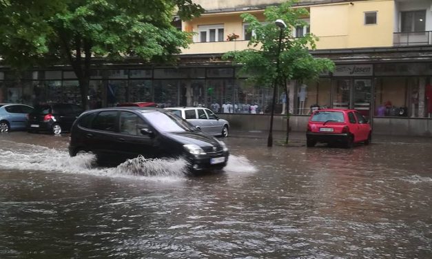 Zentán egyszerűbb csónakkal, mint autóval