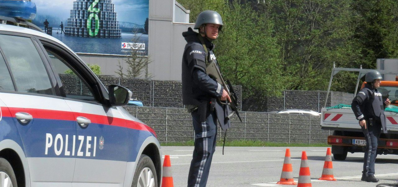 Ausztriában huszonhat személyt tartóztattak le, abból huszonnégy szerbiai állampolgár