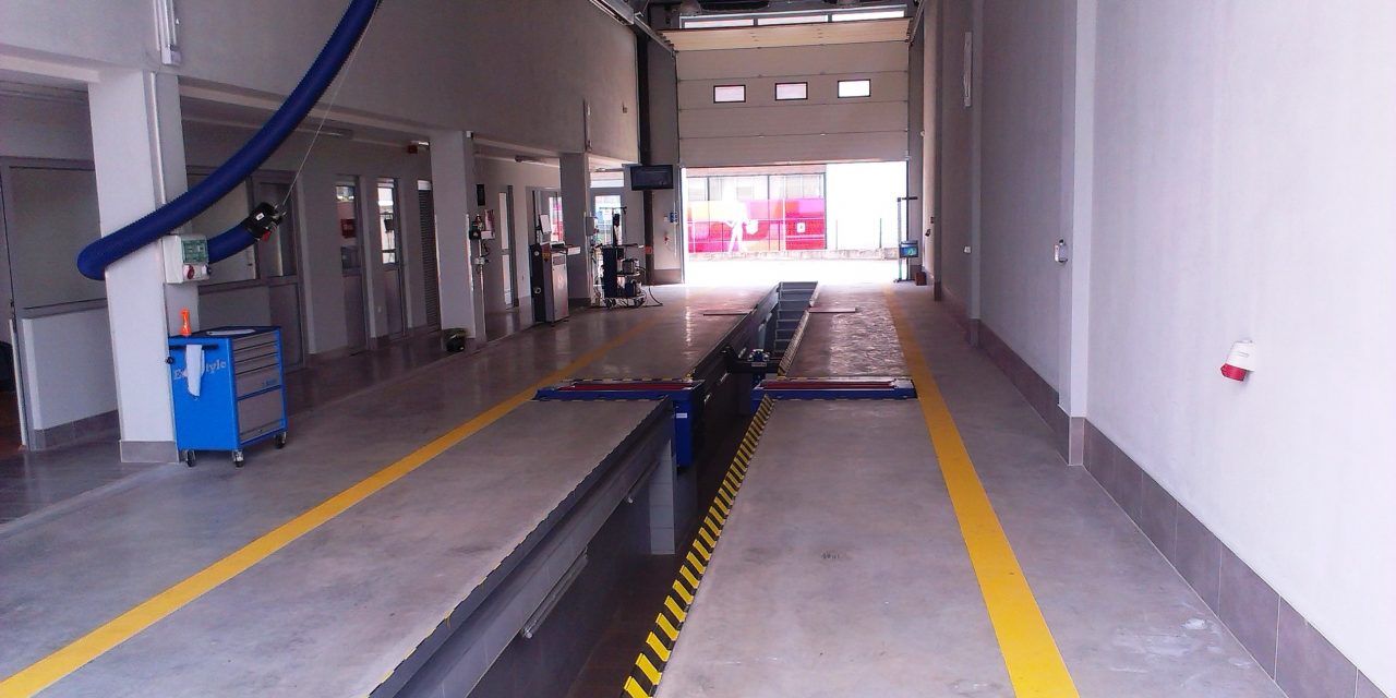 Július 5-től: A 15 évnél idősebb autókra évente két műszaki vizsga vár