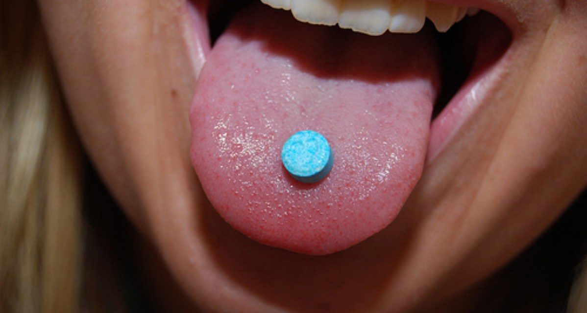 Szabadka: Ecstasyt, speedet és kokaint is találtak a házkutatás során