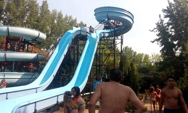 Ada: Megújul a csúszdás medence