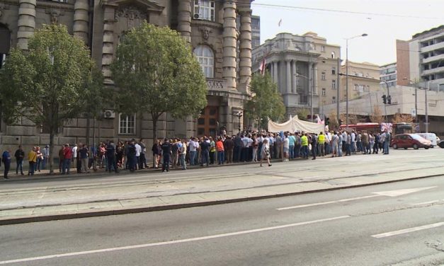 Két szakszervezet jelentett be tüntetést május elsejére