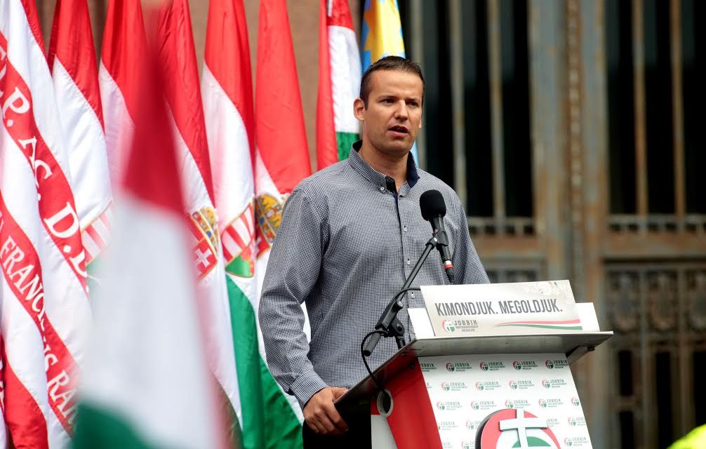 Toroczkai László platformot alakítana a Jobbikon belül