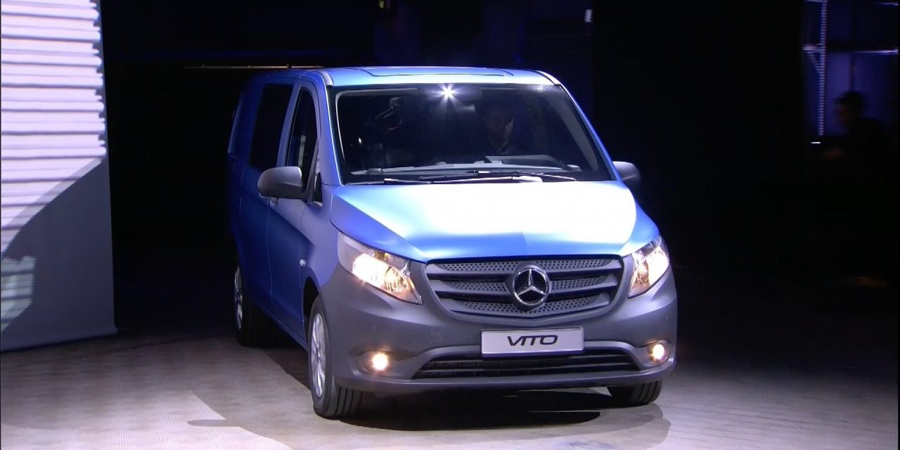 Hatszázezer járművet hívhat vissza a Daimler