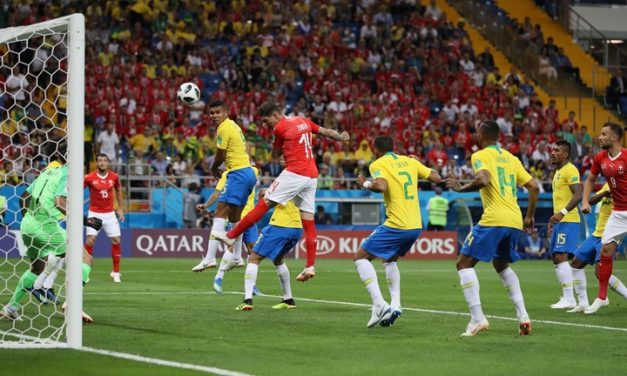 Az ötszörös világbajnok döntetlennel kezdett