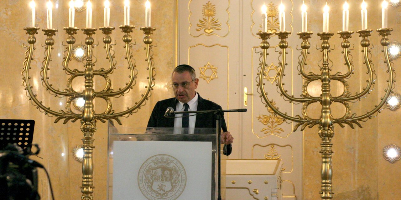 A Zsinagógában emlékeztek az áldozatokra (Fotógaléria)