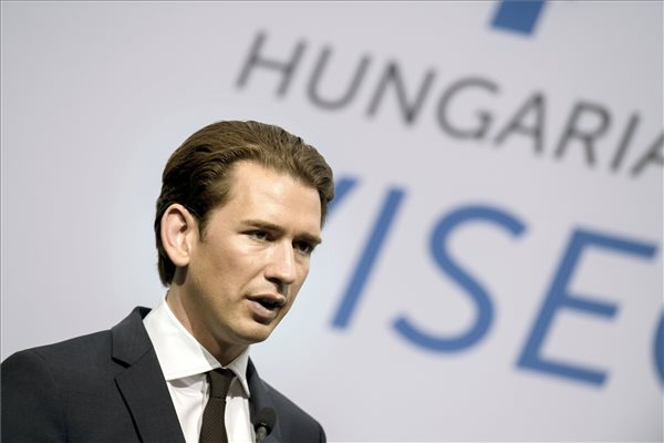 Hamis tanúzás miatt ítélték el a volt osztrák kancellárt