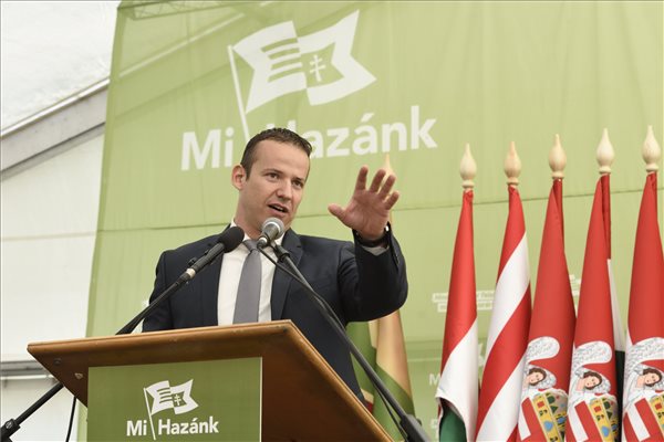 Toroczkai: Mi igényt tartunk Kárpátaljára