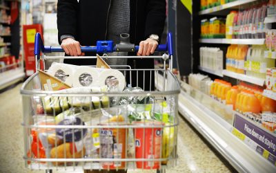 “A polgárok egyre szegényebbek, bár a számok alapján úgy tűnik, több pénzük van”