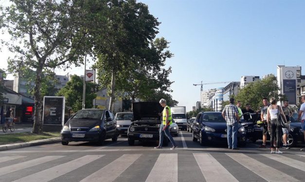 Folytatódnak az útlezárások