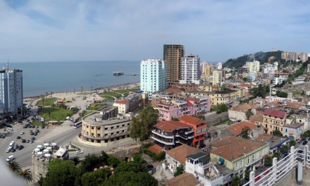 Albánia lehet Merkel és az EU mentsvára menekültügyben