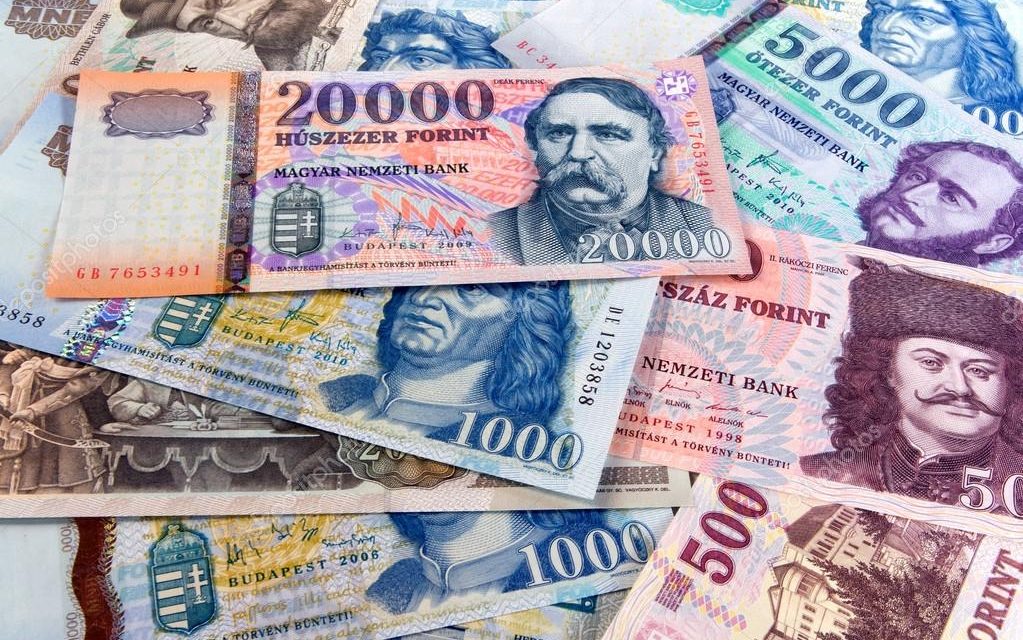 Újabb mélyponton a forint