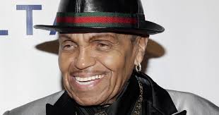 Elhunyt Joe Jackson, Michael Jackson apja