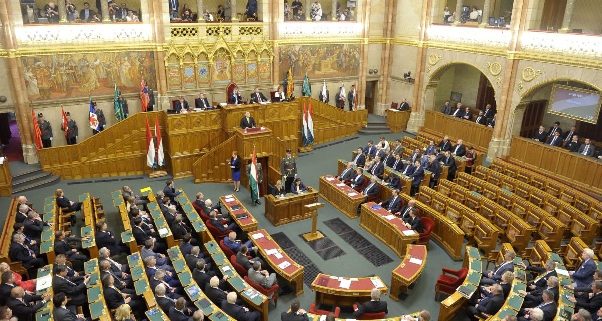 Jövő héten szavaznak az alaptörvény módosításáról és a „Stop Soros” csomagról
