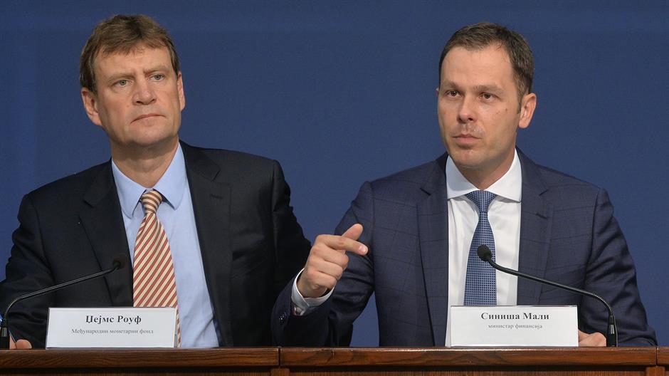 Nagyobb nyugdíjak és fizetések, a százalékokról majd szeptemberben