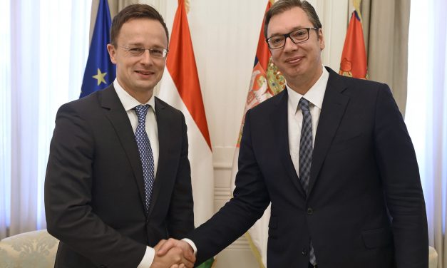 Történelmi csúcsponton a magyar-szerb kapcsolatok