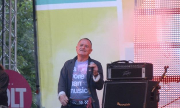 Tíz férfival virágoztatnák fel a magyar popkultúrát