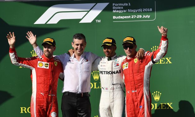 Hamilton győzött és növelte előnyét