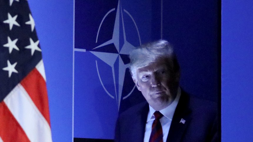 <span class="entry-title-primary">Montenegró és a III. világháború (Trumpizmusok)</span> <span class="entry-subtitle">Egy parányi, „nagyon erős, nagyon agresszív nép” veszélyezteti a NATO-küldetést?</span>