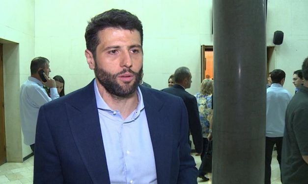 Šapić: Tito ideje alatt kezdődött el Koszovó leválása