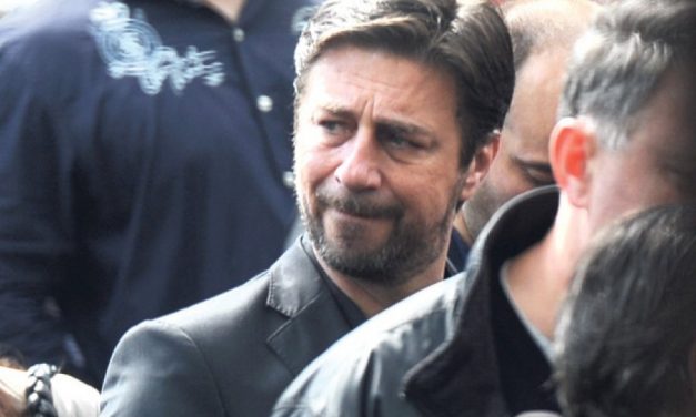 Slobodan Milošević  védőügyvédjét lőtték le Belgrádban!