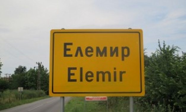 Bennégett házában egy férfi Eleméren