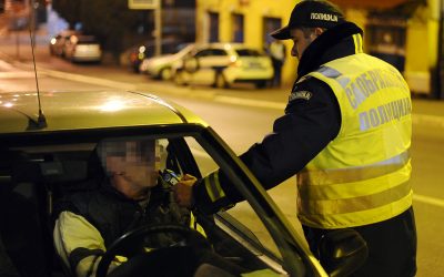 Rengetegen részegen vezetnek – csaknem hatvanezer sofőrt kaptak rajta tavaly