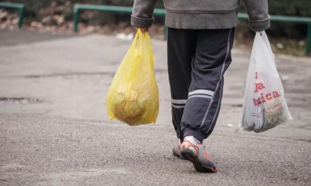 További két üzletlánc csatlakozott a műanyag szatyor megfizettetési akcióhoz