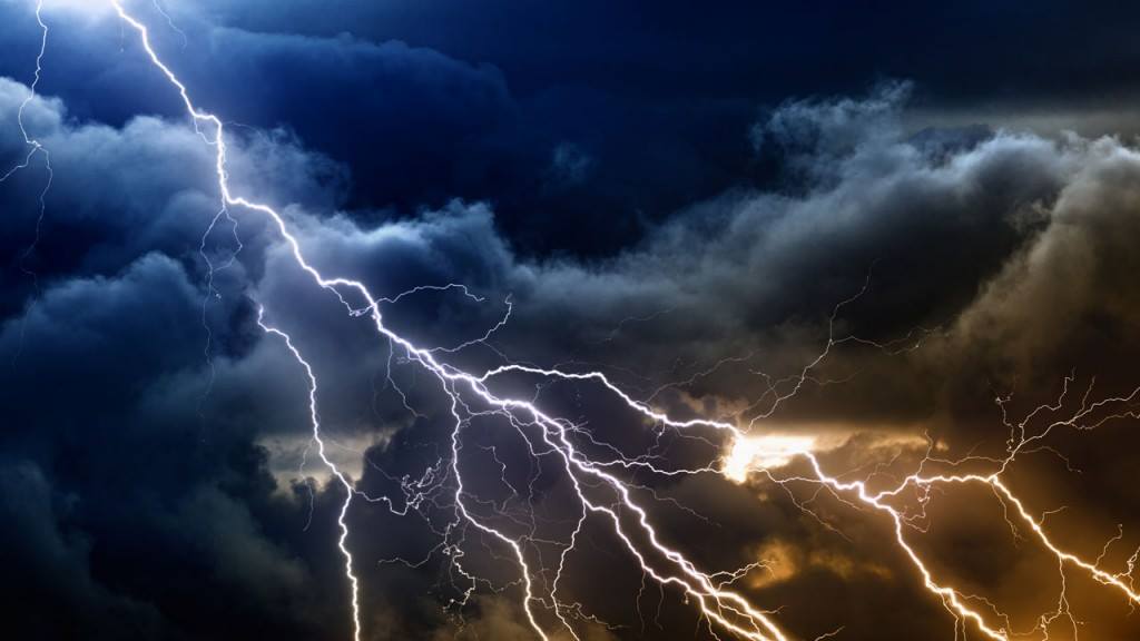 Vihar utáni villám(lap)szemle