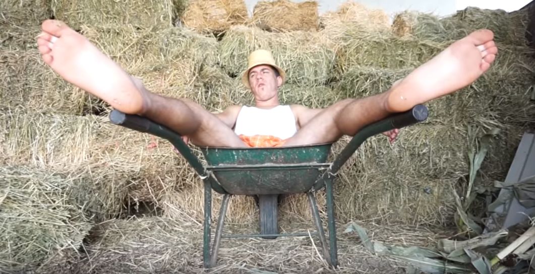 Legyé’ Gyuri, gyúrjá’ te is a Parasztolimpiára!