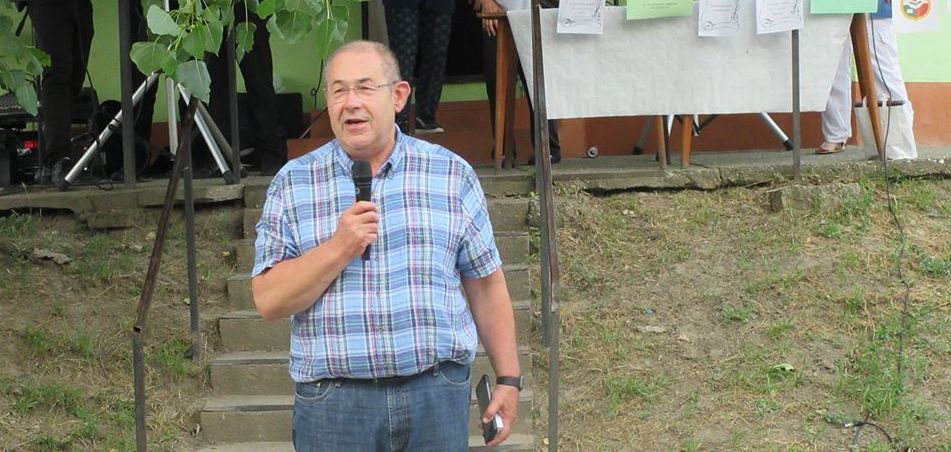 Pásztor: Aki bírál, az ne tartsa a markát a támogatások osztogatásakor