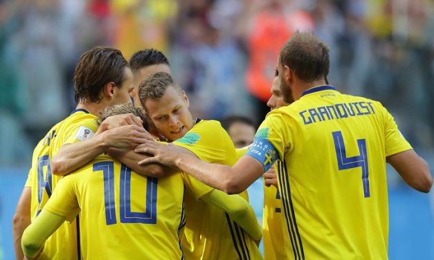 Svédország a nyolc között, Svájc kiesett