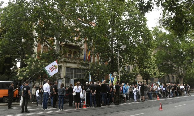 Emberi Jogi Központ: Tiltakoznak a székely fiatalok elleni koncepciós ítélet ellen