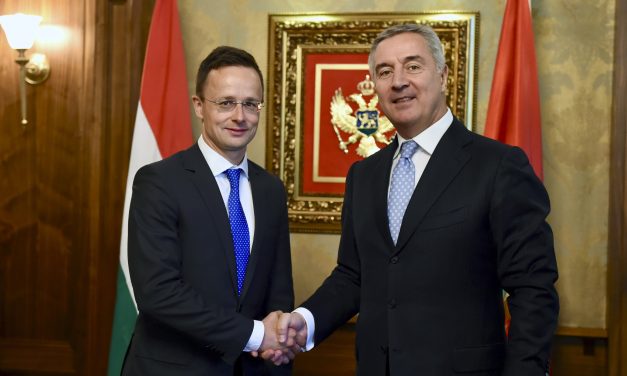 Szijjártó Montenegróban: A migráció meghaladja a 2015-ös szintet