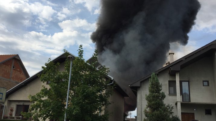 Hatalmas tűz Szávaszentdemeteren – VIDEÓVAL