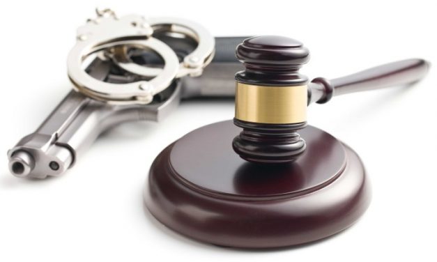 Három napra beszüntetik a munkát az ügyvédek